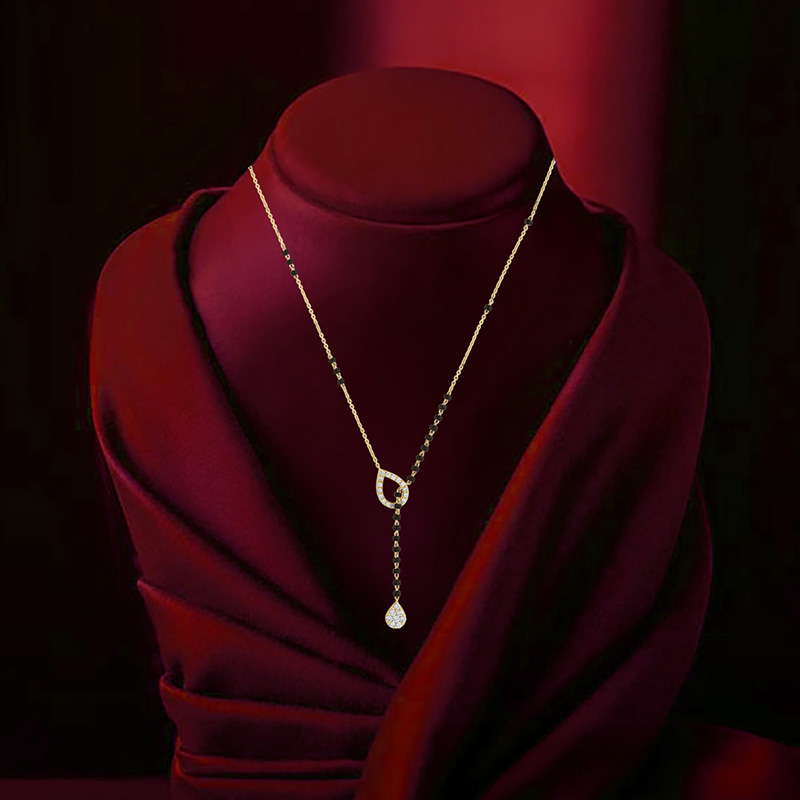 Modern Lariet Diamond Mangal Sutra in 18K gold